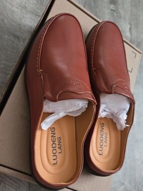 Amazon Men's Brown Slip-On Loafers - Tan/Brown Upper